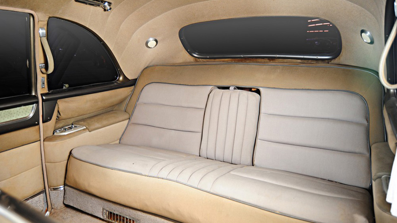 Illustration for article titled Elvis Presley's 1955 Cadillac Fleetwood limo to cross the auction block
